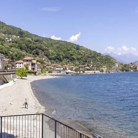 By Como, Cleaning Included * Acquaseria